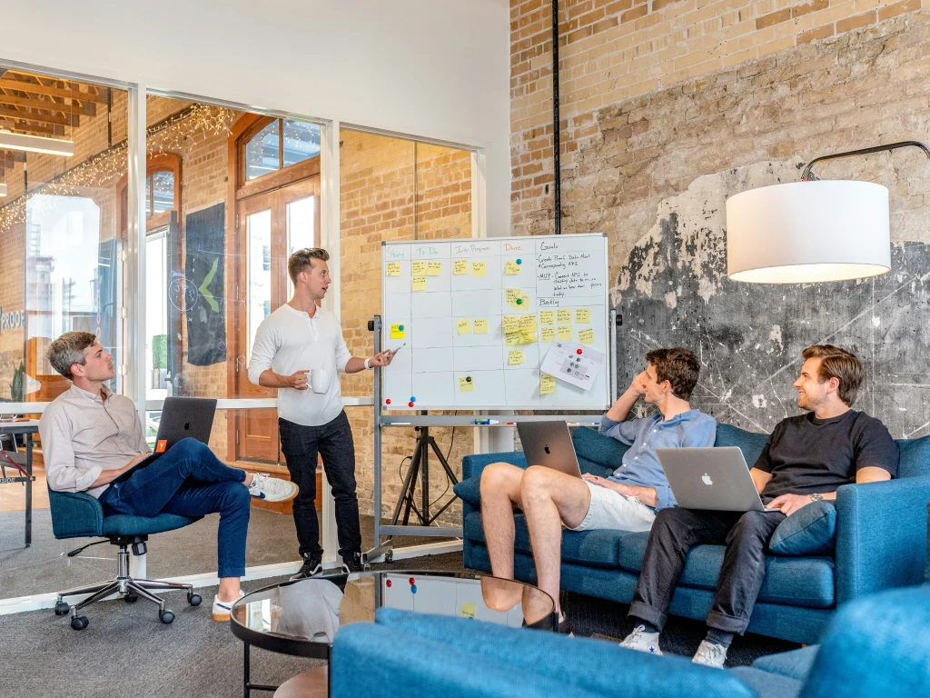 People_building_trust